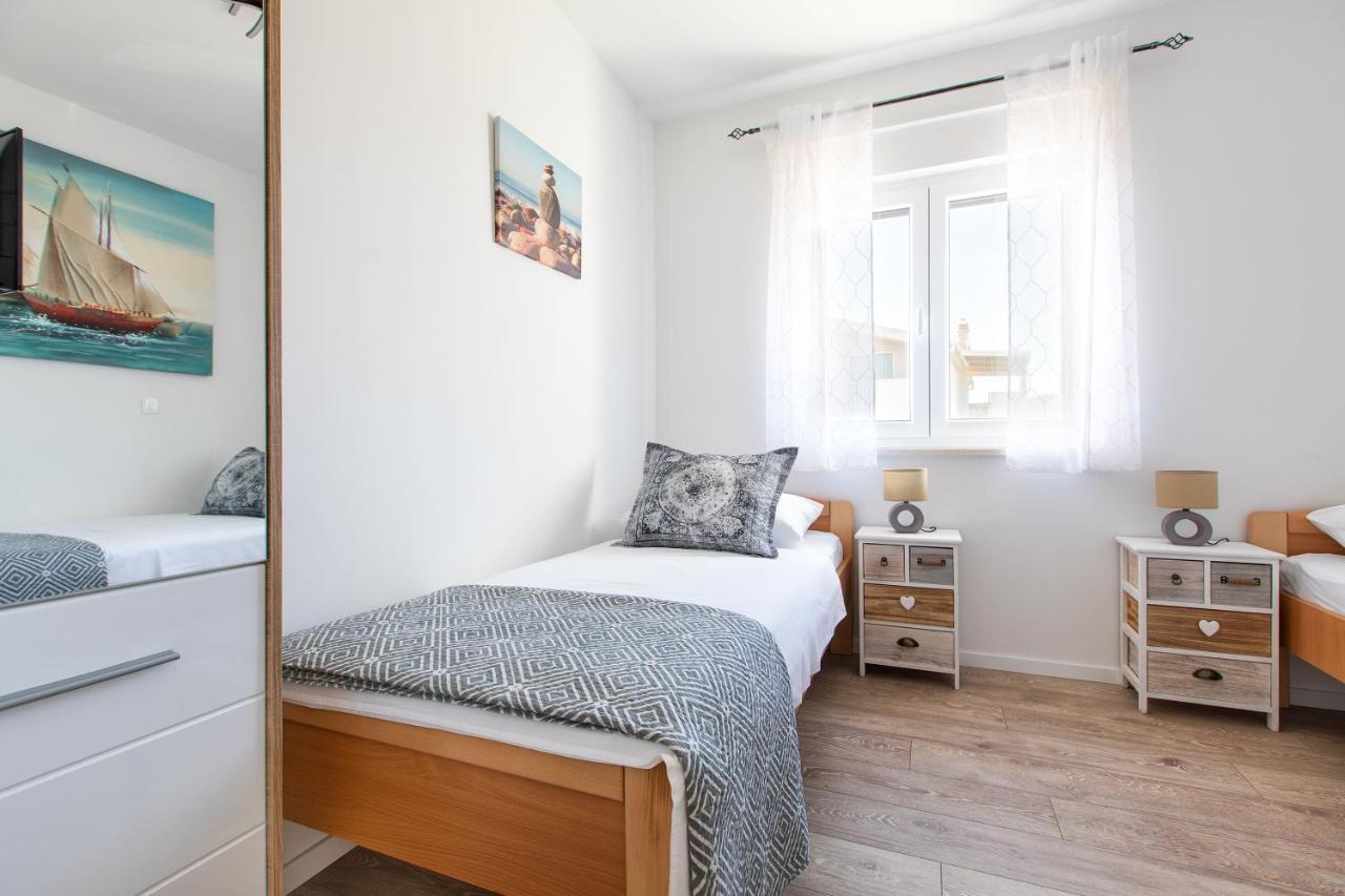 Sunny Island Apartment Trogir Eksteriør bilde