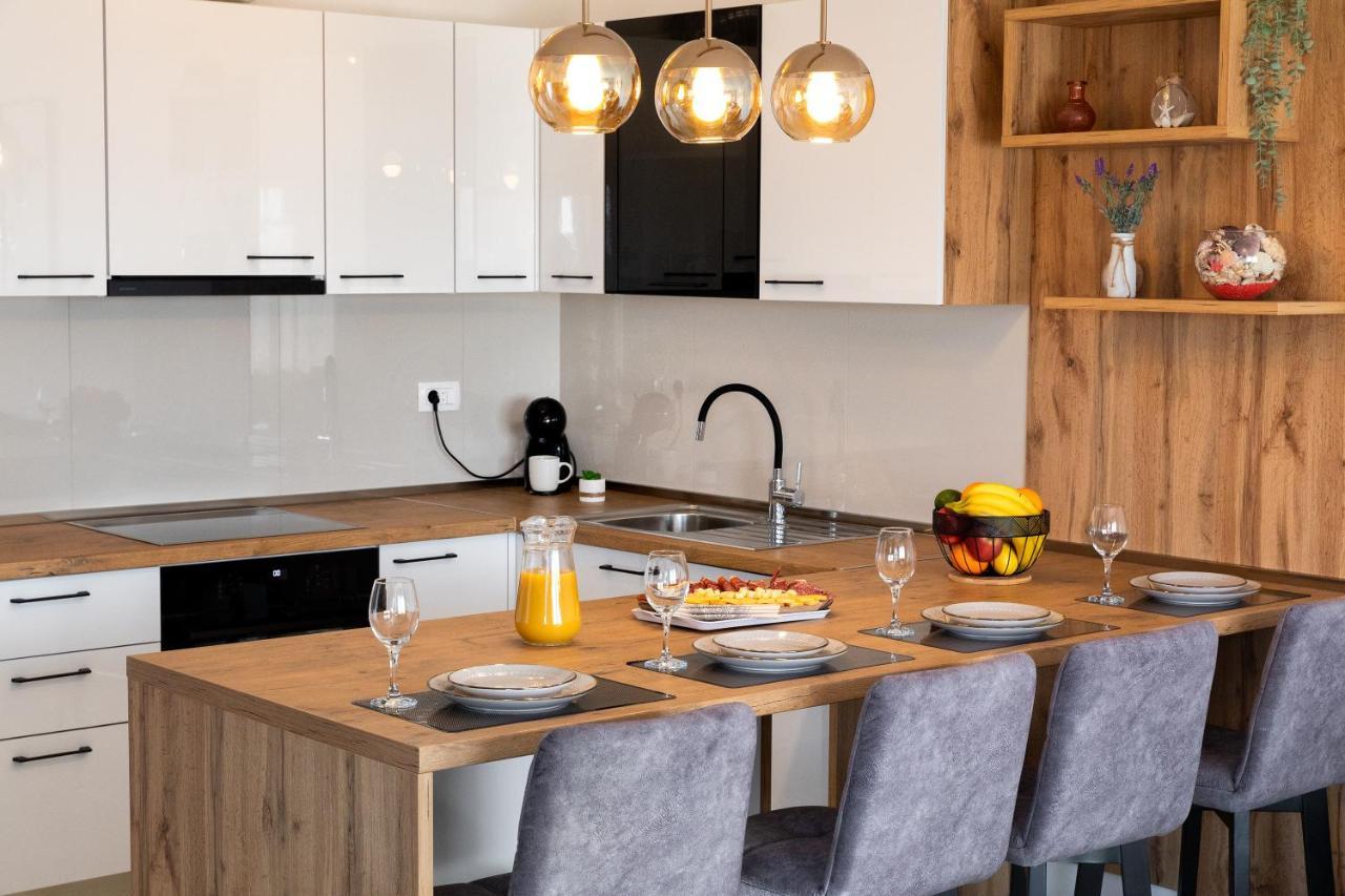 Sunny Island Apartment Trogir Eksteriør bilde